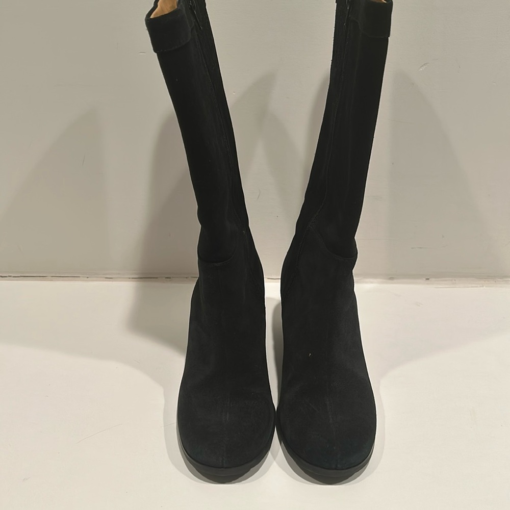 Girls Black suede boots